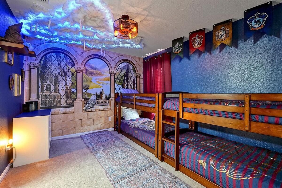 Harry Potter Room with Two Bunkbeds